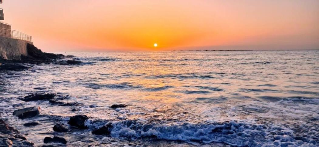 Seawavesungrancanaria Telde Kültér fotó